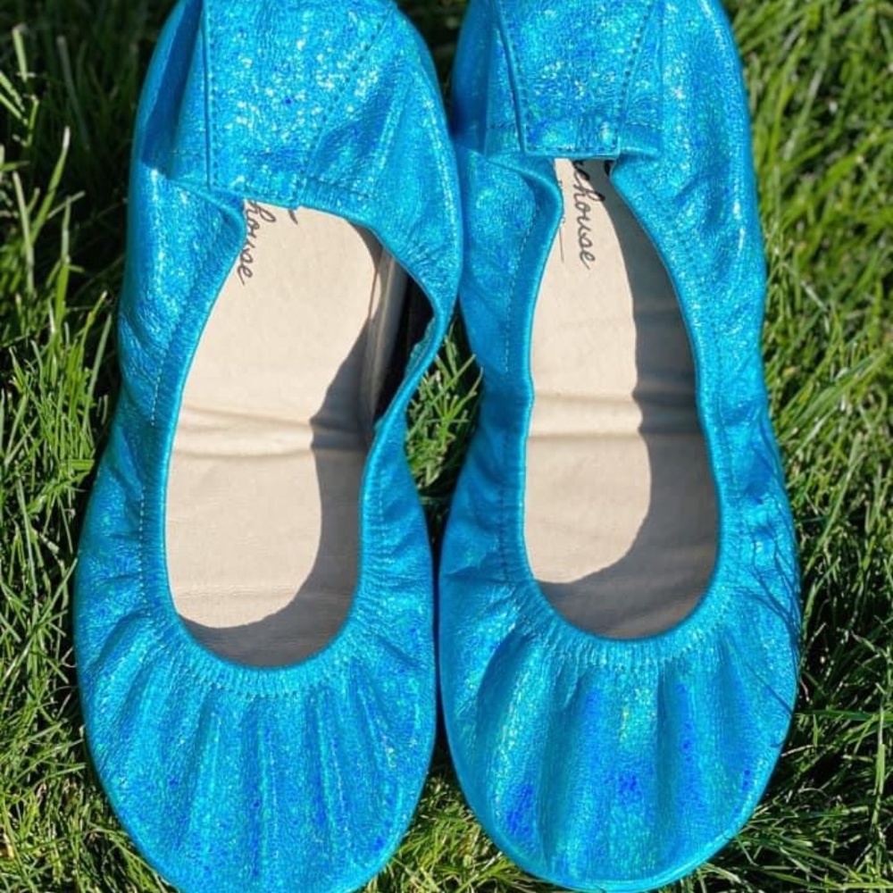 8 Blizzard Blue Rainbow Flats